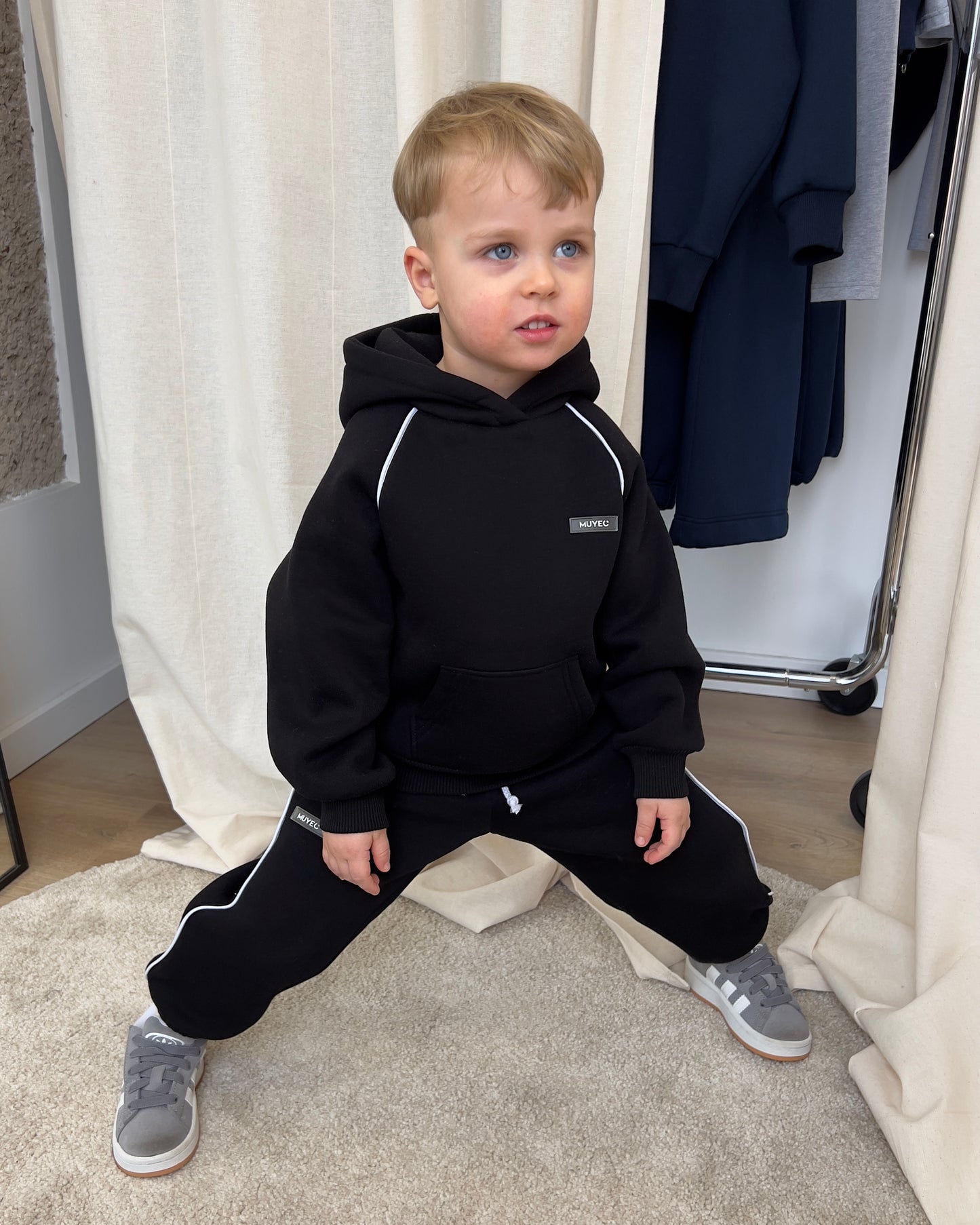 BLACK KIDS TRACKSUIT "STRIPE"
