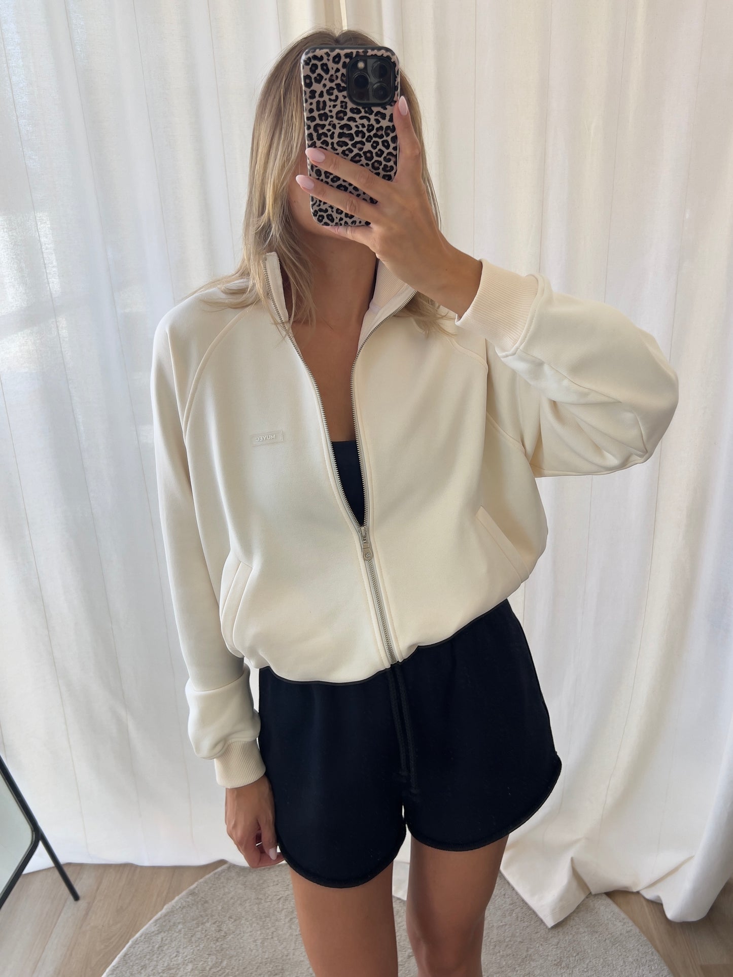 OLDSCHOOL COLLAR ZIP IN BUTTER