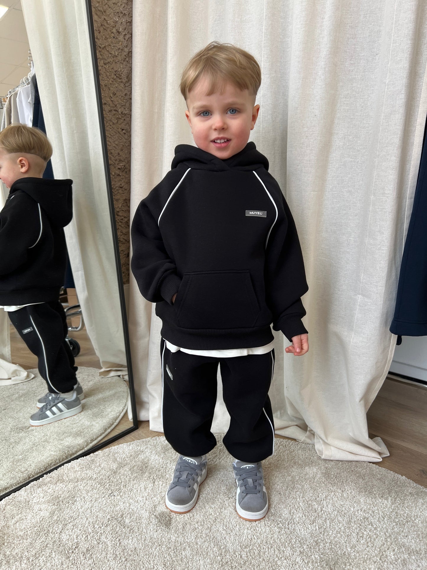 BLACK KIDS TRACKSUIT "STRIPE"