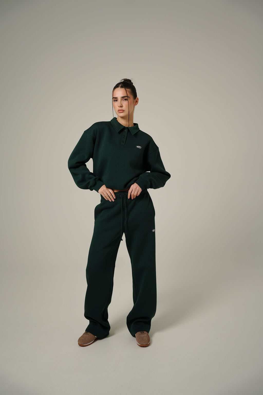 FOREST GREEN STRAIGHT PANTS