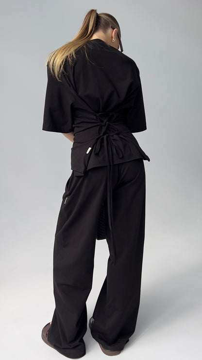 PADDED SHOULDER TEE - BLACK
