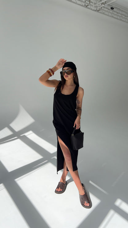 MAXI DRESS - BLACK