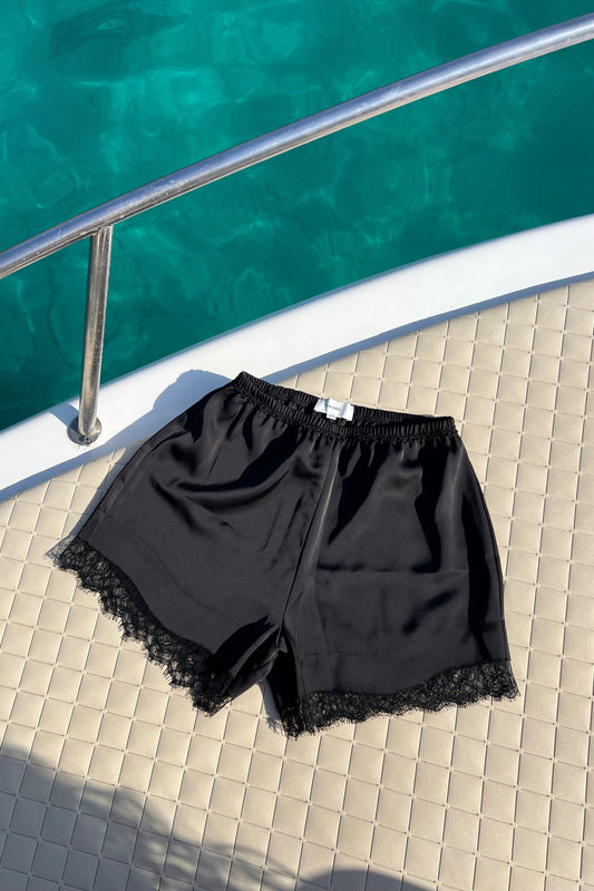 SATIN LACE SHORTS - BLACK | LAST UNIT