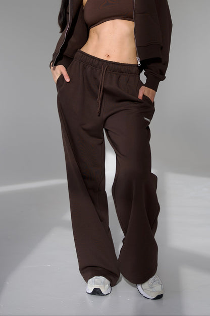BAGGY PANTS IN BLACK COFFEE