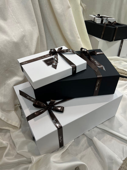 GIFT-READY BOX