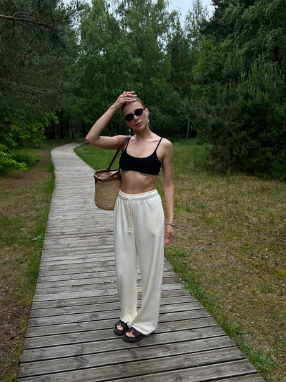 BLACK BRA
