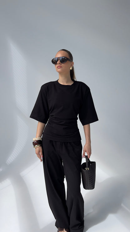 PADDED SHOULDER TEE - BLACK