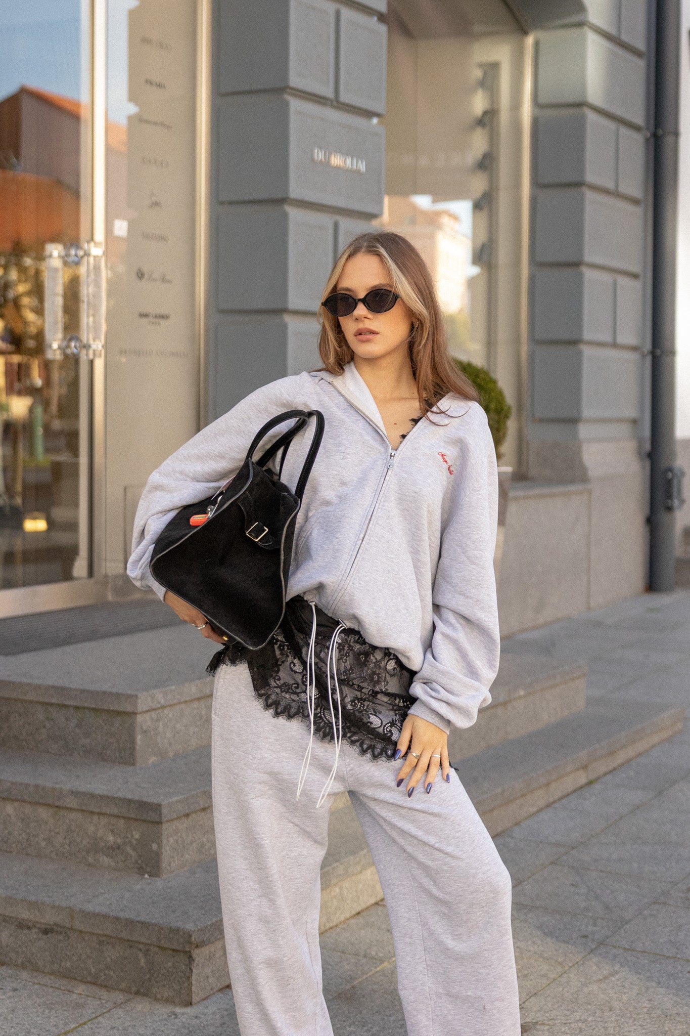 EMBROIDERED BAGGY ZIP