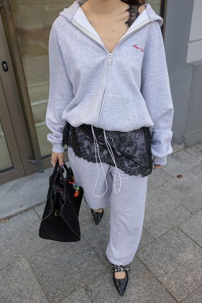 EMBROIDERED BAGGY ZIP