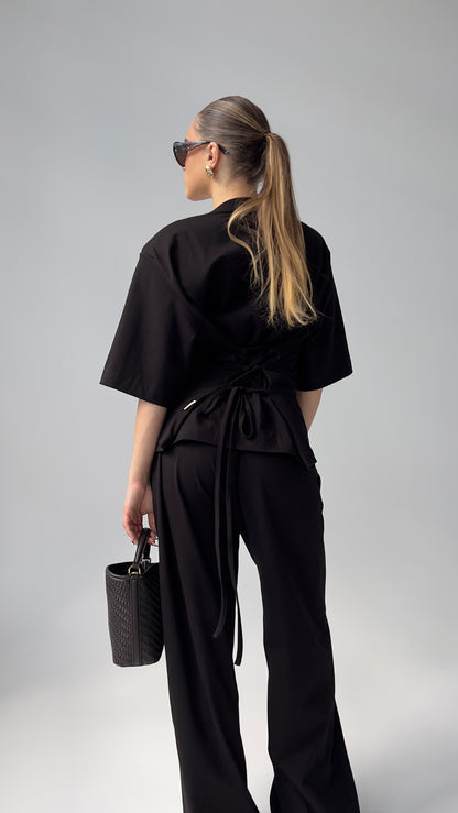PADDED SHOULDER TEE - BLACK