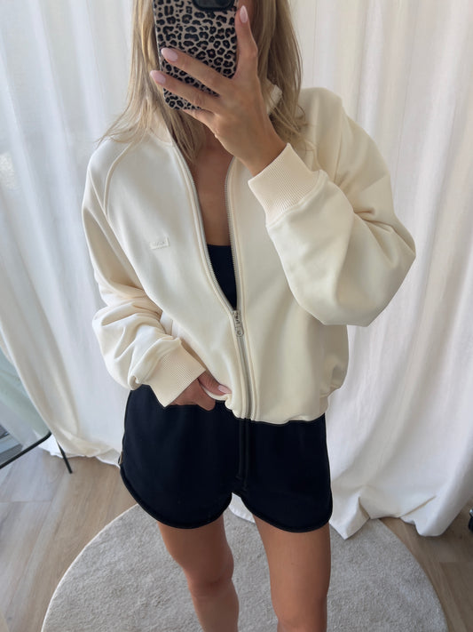 OLDSCHOOL COLLAR ZIP IN BUTTER