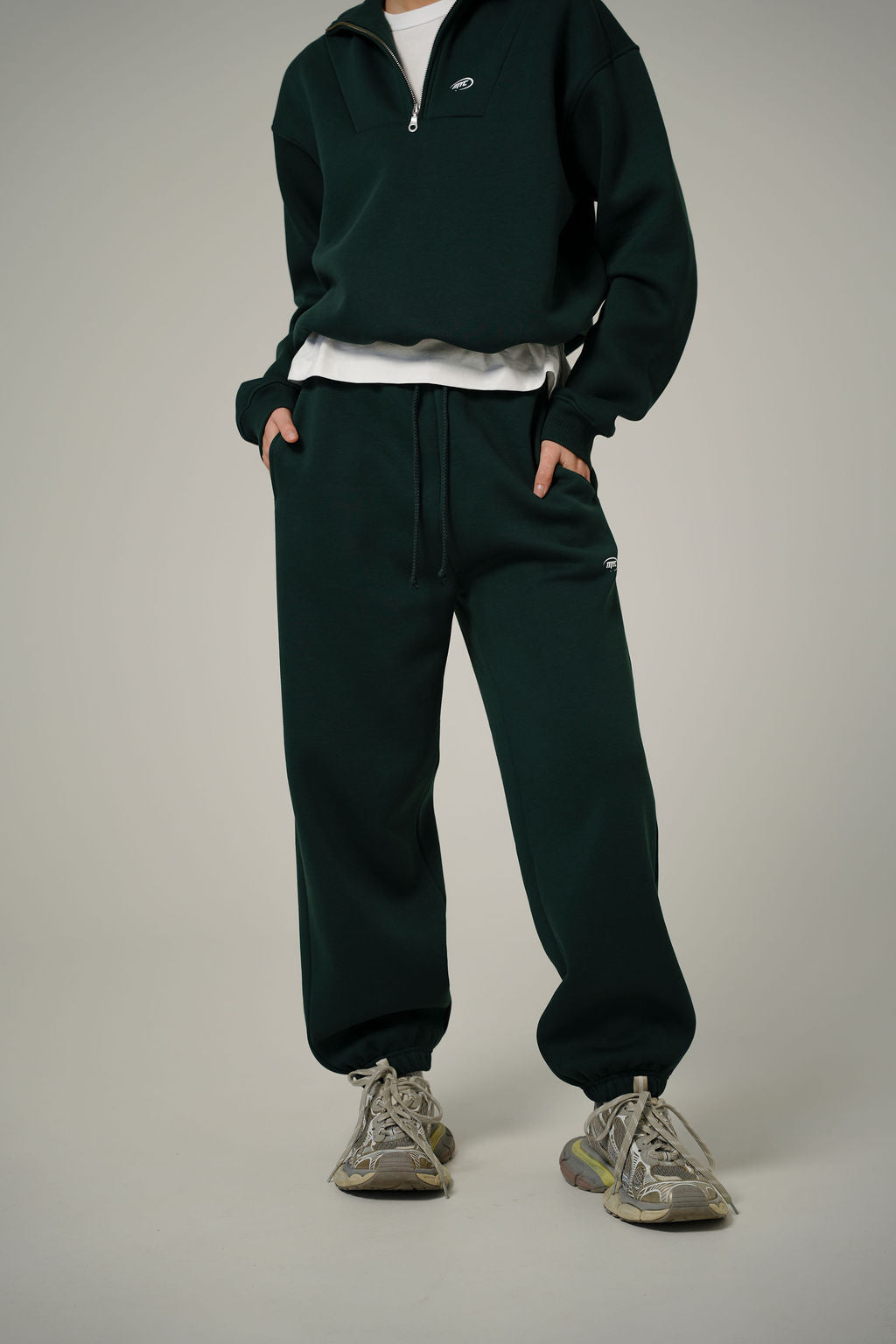 FOREST GREEN OVERSIZE JOGGERS
