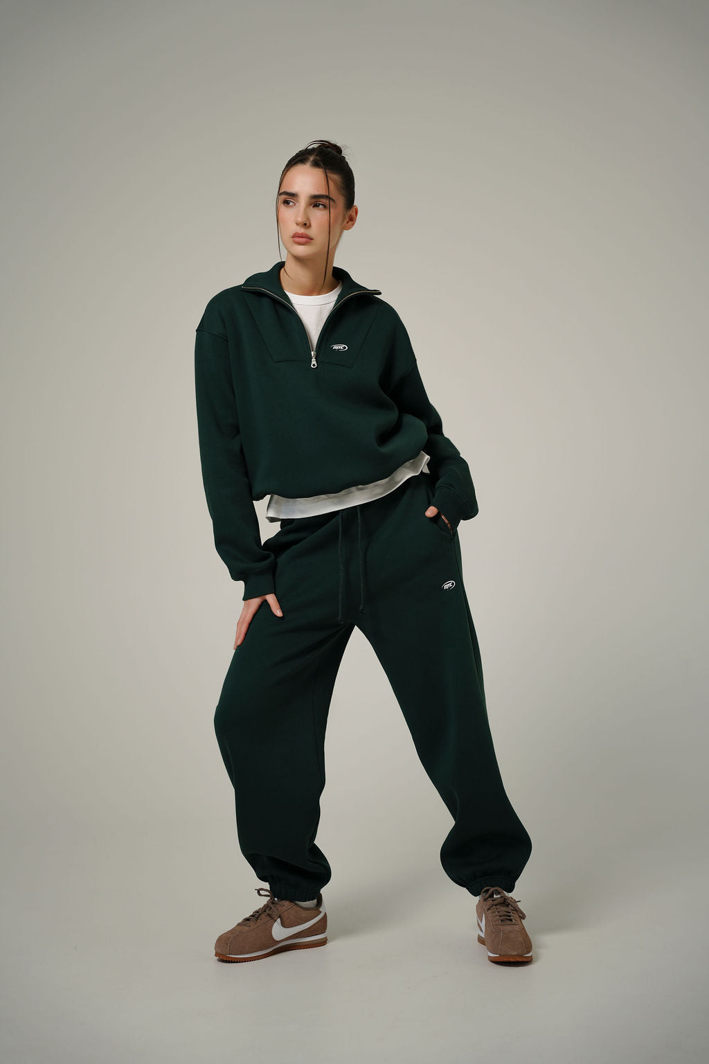 FOREST GREEN OVERSIZE JOGGERS