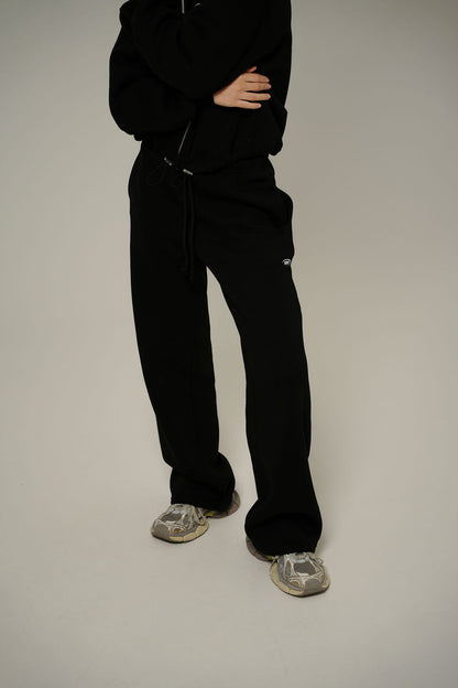 BLACK STRAIGHT PANTS