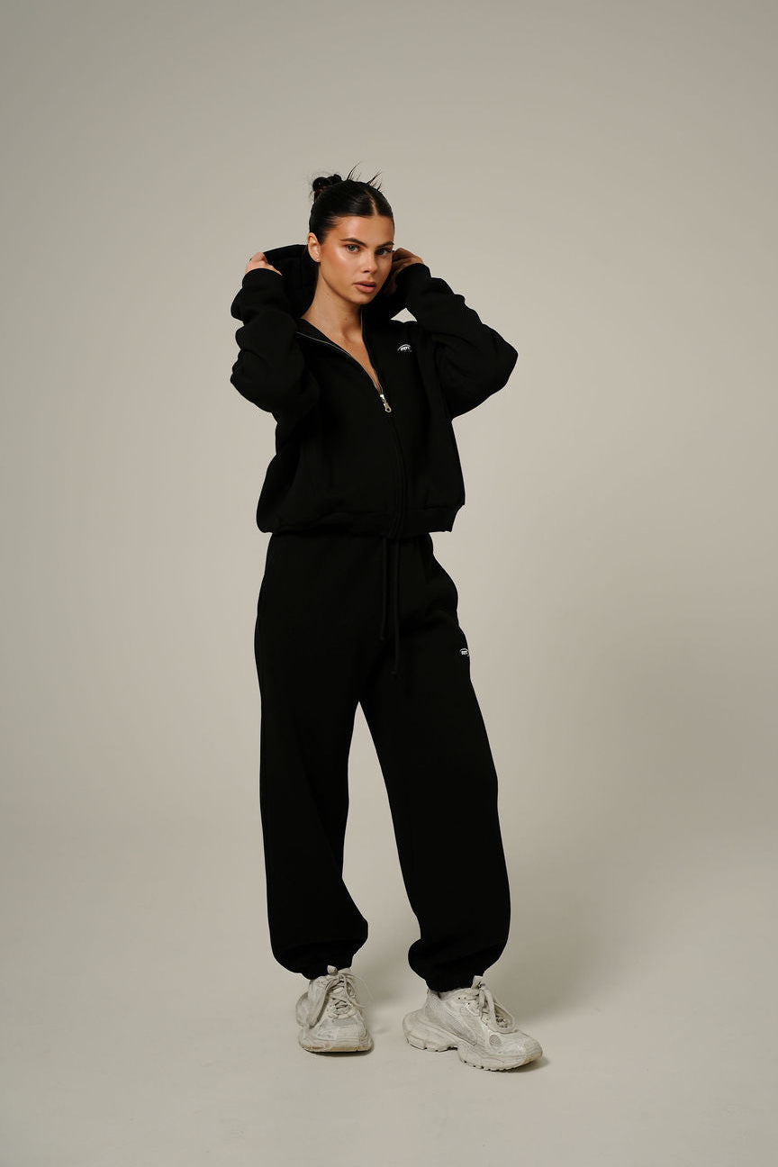BLACK OVERSIZE JOGGERS
