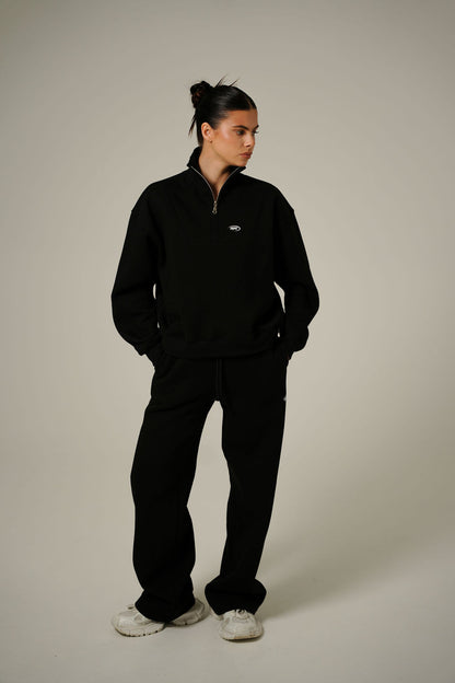 BLACK COLLAR HALF ZIP