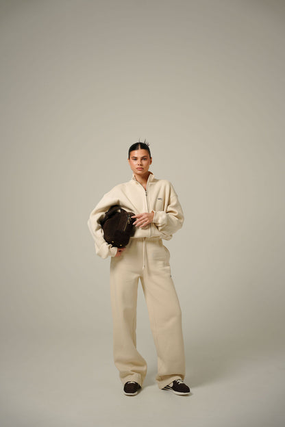 LATTE STRAIGHT PANTS