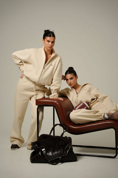 LATTE STRAIGHT PANTS