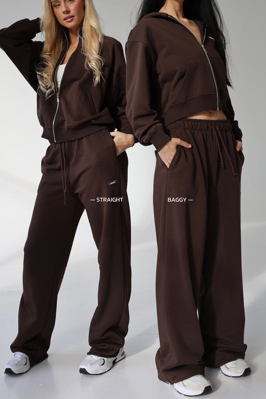 STRAIGHT PANTS IN BLACK COFFEE
