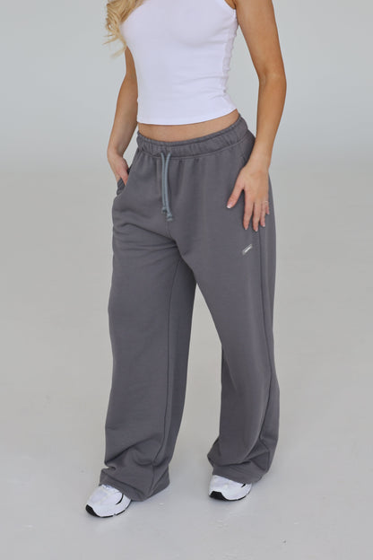 BAGGY PANTS IN CEMENT